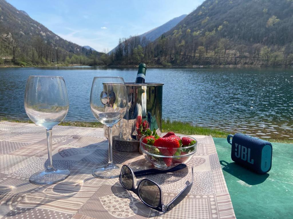L'Angolino Di Magda: On The Lake-Private Beach! Ghirla Zewnętrze zdjęcie